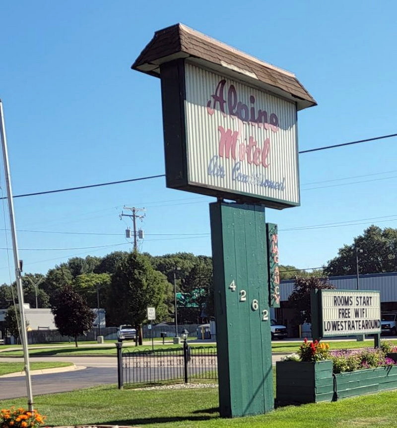 Alpine Motel (Longs Motel) - From Web Listing (newer photo)